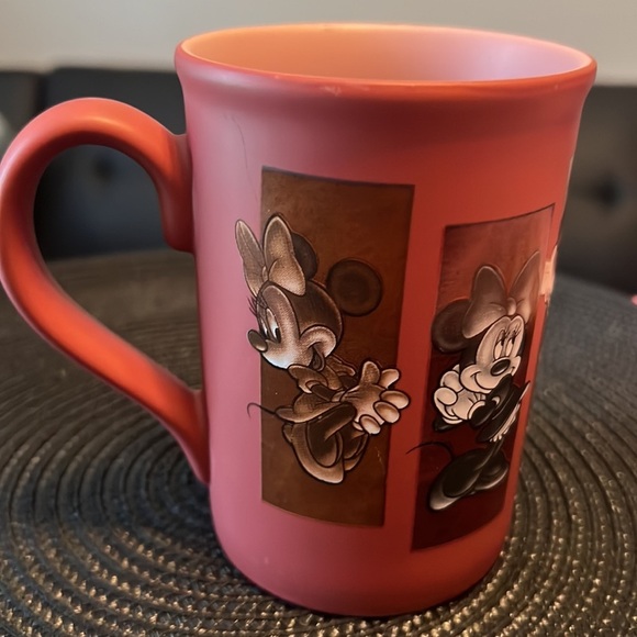 MINNIE Walt Disney World Mug - Picture 3 of 5